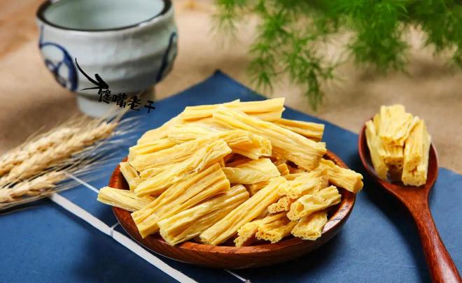 开云 开云体育买腐竹时：懂行人见到这3种腐竹扭头就走干货摊主：遇到行家了(图1)