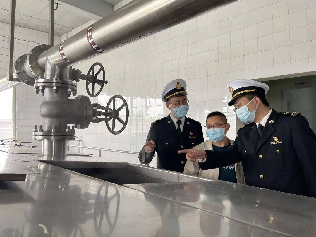 出海记 小明胶闯入开云 开云体育APP欧美大市场(图1)