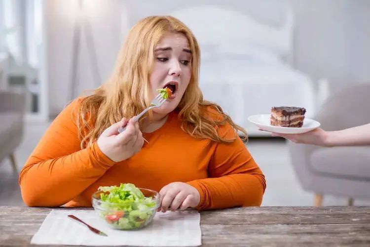 开云体育 开云官网这5种食品添加剂比油和盐更可怕！出现这种字眼的食品要少买！(图4)