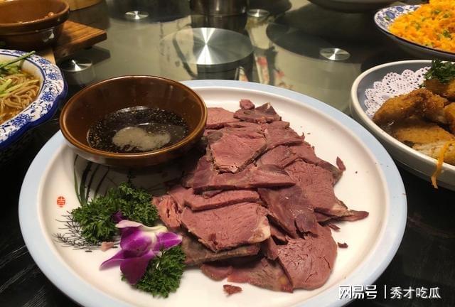 开云 开云体育平台三线主食吃货：光看这凉菜就太值了(图4)