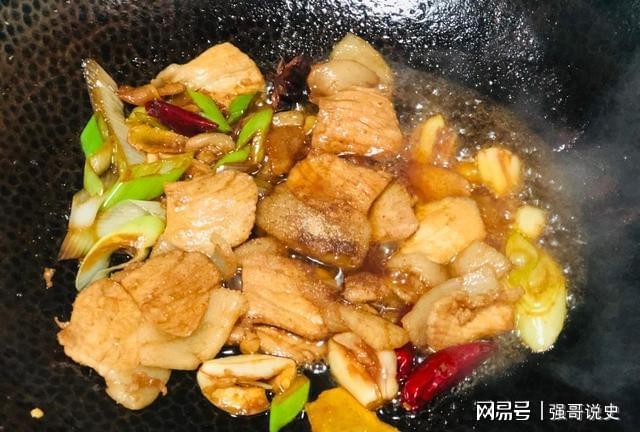 冬天买粉条如何辨别是否添加明胶？掌握这3个小技开云 开云体育官网巧轻松辨别(图5)