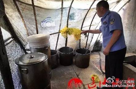 开云体育 Kaiyun.com 官网入口1公斤工业明胶勾兑900公斤香肠！“工业”酸奶、胶囊、粉条…到底有完没完？！(图2)