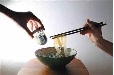 央视曝光：这些食品竟然添加了劣质明胶不要再吃了扔掉吧开云体育 Kaiyun.com 官网入口(图4)